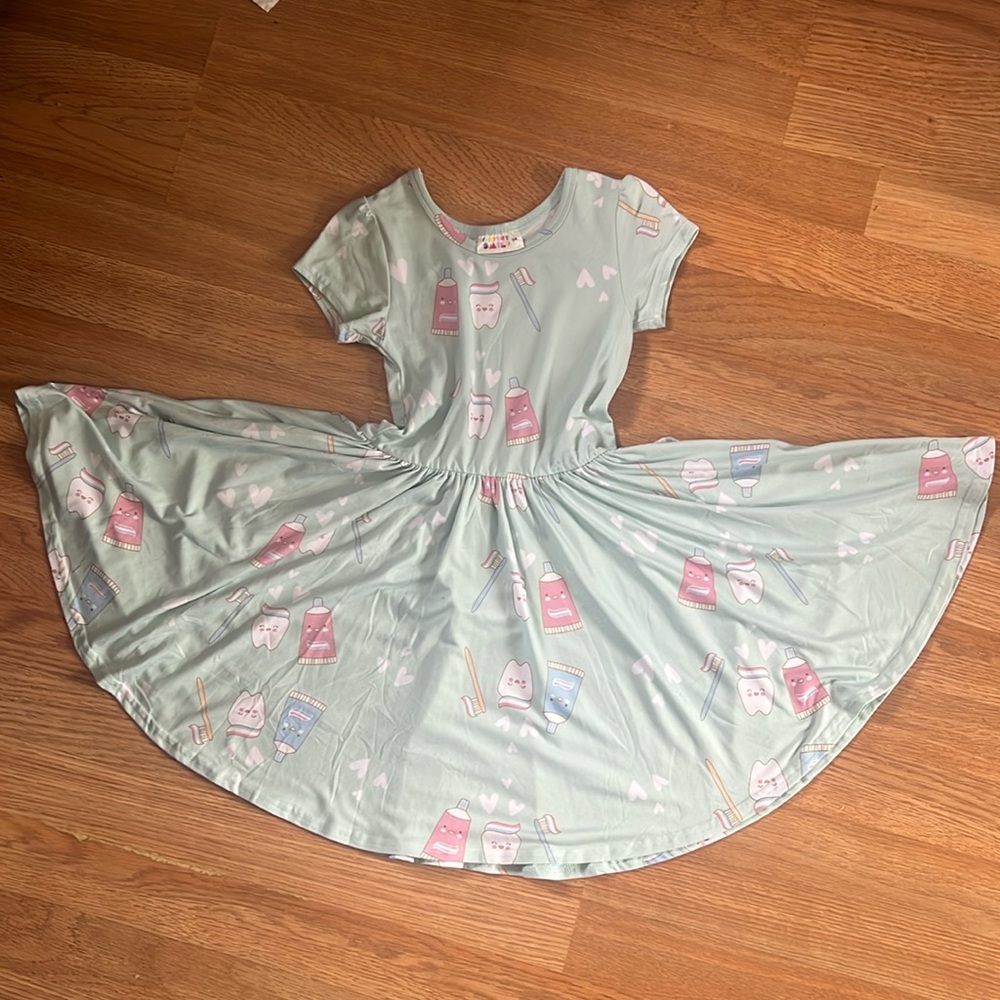 Teeth dress